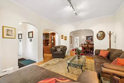 5725 N Sacramento Avenue, Chicago, IL 60659 - Photo 3