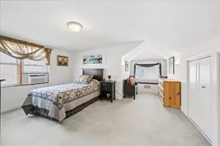 5725 N Sacramento Ave, Chicago, IL 60659 - Photo 15