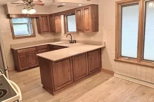 205 Oak St, Spring Valley, IL 61362 - Photo 5