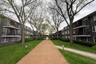 8710 Skokie Blvd, Skokie, IL 60077 - Photo 1
