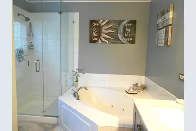 1950 Cobblestone Drive, Carpentersville, IL 60110 - Photo 21