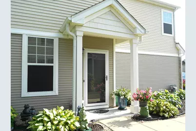 1950 Cobblestone Drive, Carpentersville, IL 60110 - Photo 1