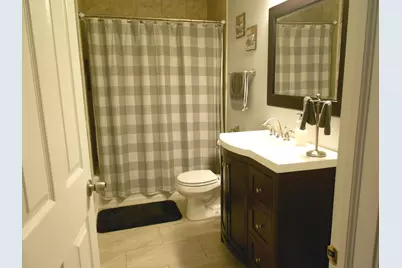 1950 Cobblestone Drive, Carpentersville, IL 60110 - Photo 27