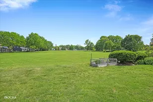 1012 Bainbridge Dr, Naperville, IL 60563 - Photo 43