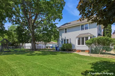 602 Judge Avenue, Waukegan, IL 60085 - Photo 3