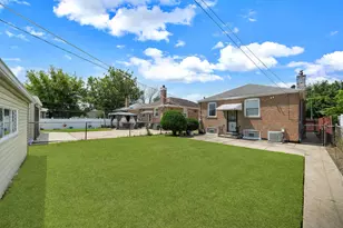 5249 S Ridgeway Ave, Chicago, IL 60632 - Photo 17