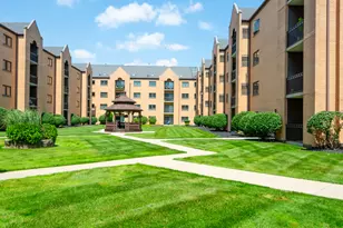7410 W Lawrence Ave, Harwood Heights, IL 60706 - Photo 5