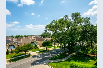 7410 W Lawrence Avenue #324, Harwood Heights, IL 60706 - Photo 23