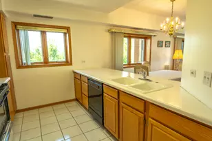 7410 W Lawrence Ave, Harwood Heights, IL 60706 - Photo 9