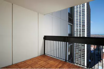 1460 N Sandburg Terrace #2106A, Chicago, IL 60610 - Photo 13