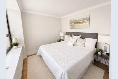 1460 N Sandburg Terrace #2106A, Chicago, IL 60610 - Photo 23