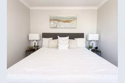 1460 N Sandburg Terrace #2106A, Chicago, IL 60610 - Photo 25