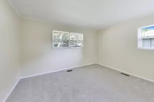 3710 Owl Dr, Rolling Meadows, IL 60008 - Photo 11