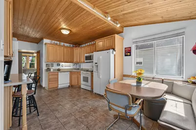 1224 Gunderson Avenue, Berwyn, IL 60402 - Photo 13