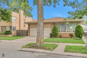 9139 S Oakley Ave, Chicago, IL 60643 - Photo 3