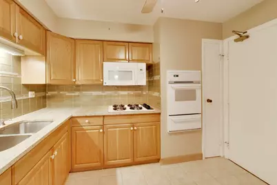 9518 Dee Road #1E, Des Plaines, IL 60016 - Photo 7