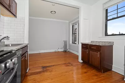 2348 W Addison Street #D2, Chicago, IL 60618 - Photo 11