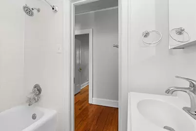 2348 W Addison Street #D2, Chicago, IL 60618 - Photo 5