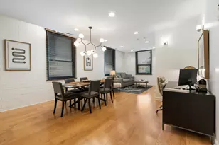 742 N Lasalle St, Chicago, IL 60654 - Photo 17