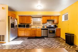 1640 S Ridgeway Ave, Chicago, IL 60623 - Photo 7