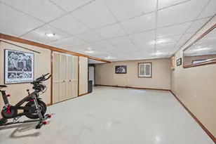 39W261 Hemlock Dr, Saint Charles, IL 60175 - Photo 25