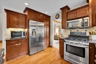 236 Isleview Dr, Oswego, IL 60543 - Photo 13