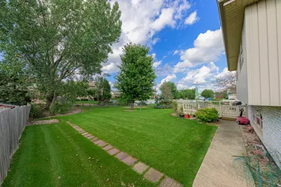 7502 W Lakeside Drive, Frankfort, IL 60423 - Photo 15
