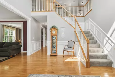 15 Dorchester Court, Hawthorn Woods, IL 60047 - Photo 3