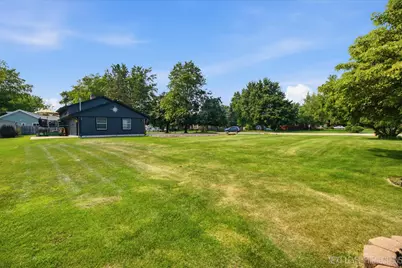 16 W Carol Avenue, Cortland, IL 60112 - Photo 29