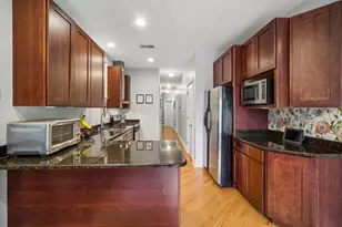 2833 W Lyndale St, Chicago, IL 60647 - Photo 7