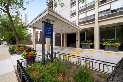 1355 N Sandburg Terrace #1809, Chicago, IL 60610 - Photo 1
