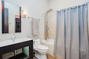 1735 W Erie St, Chicago, IL 60622 - Photo 17