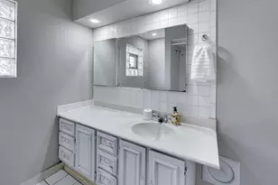 3442 Wilmette Ave, Wilmette, IL 60091 - Photo 19