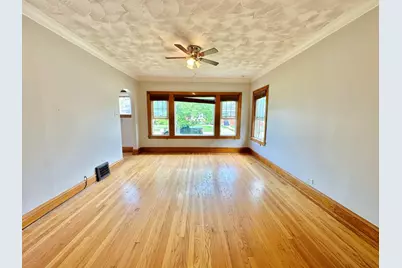 2010 S 11th Avenue, Maywood, IL 60153 - Photo 5