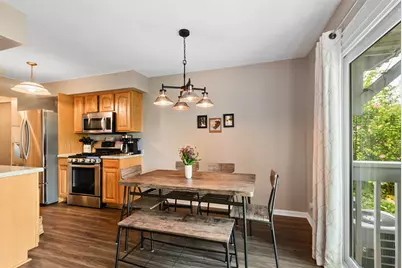 224 Foxhead Court #B, Bolingbrook, IL 60440 - Photo 5