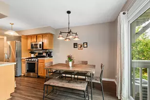 224 Foxhead Ct, Bolingbrook, IL 60440 - Photo 5