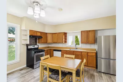 952 Larkin Avenue, Elgin, IL 60123 - Photo 5