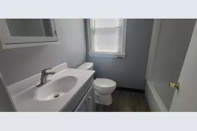 137 E Bonnie Brae Avenue, Mount Prospect, IL 60056 - Photo 9