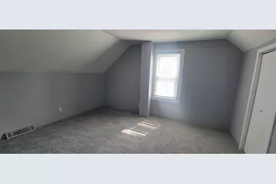 137 E Bonnie Brae Avenue, Mount Prospect, IL 60056 - Photo 15