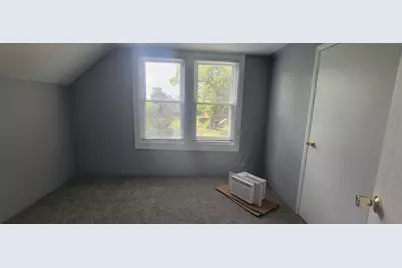 137 E Bonnie Brae Avenue, Mount Prospect, IL 60056 - Photo 13