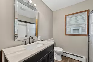 746 Schomer Ave, Aurora, IL 60505 - Photo 13