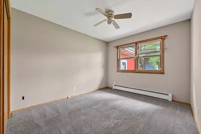746 Schomer Avenue, Aurora, IL 60505 - Photo 11