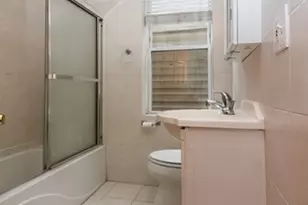 819 S Carpenter St, Chicago, IL 60607 - Photo 7