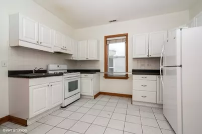 819 S Carpenter Street #2F, Chicago, IL 60607 - Photo 3