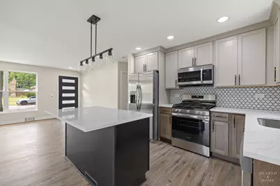 9513 Lowell Avenue, Skokie, IL 60076 - Photo 17