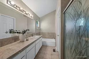 4311 Northgate Dr, Carpentersville, IL 60110 - Photo 15