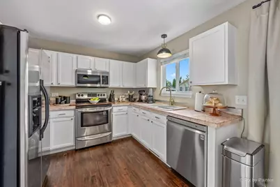 4311 Northgate Drive, Carpentersville, IL 60110 - Photo 9