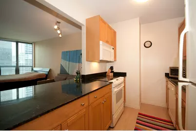 400 N Lasalle Boulevard #2203, Chicago, IL 60654 - Photo 5