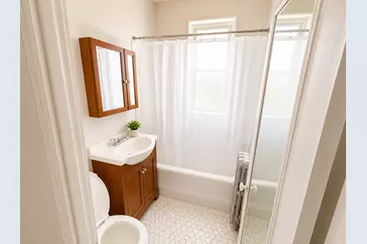 1635 W Morse Avenue #310, Chicago, IL 60626 - Photo 3