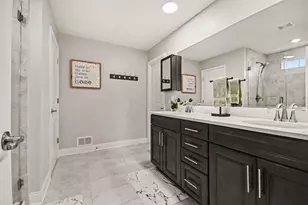 2221 Country Hills Dr, Yorkville, IL 60560 - Photo 17